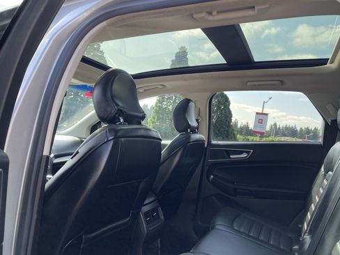 Used 2018 Ford Edge SEL w/ Equipment Group 201A AWD/4WD image 15