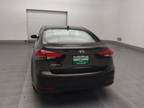 Used 2018 Kia Forte LX w/ LX Popular Package image 6