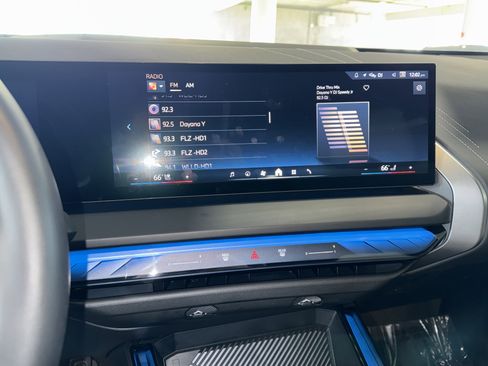 Used 2025 BMW X3 xDrive30i w/ M Sport Package image 27