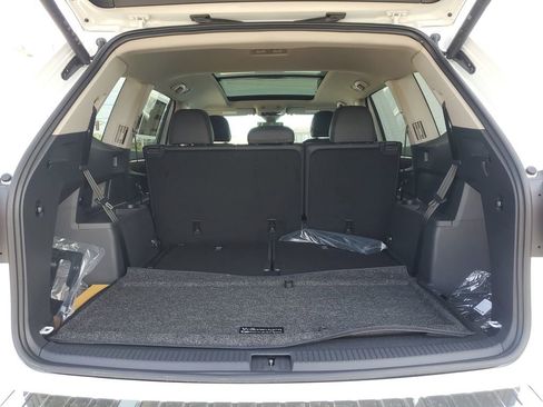 New 2026 Volkswagen Atlas SE FWD image 7