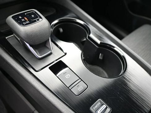 Used 2023 Nissan Rogue SV FWD image 21
