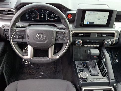 Used 2024 Toyota Tacoma TRD Off-Road AWD/4WD image 13