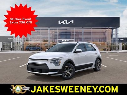 New 2025 Kia Niro EX