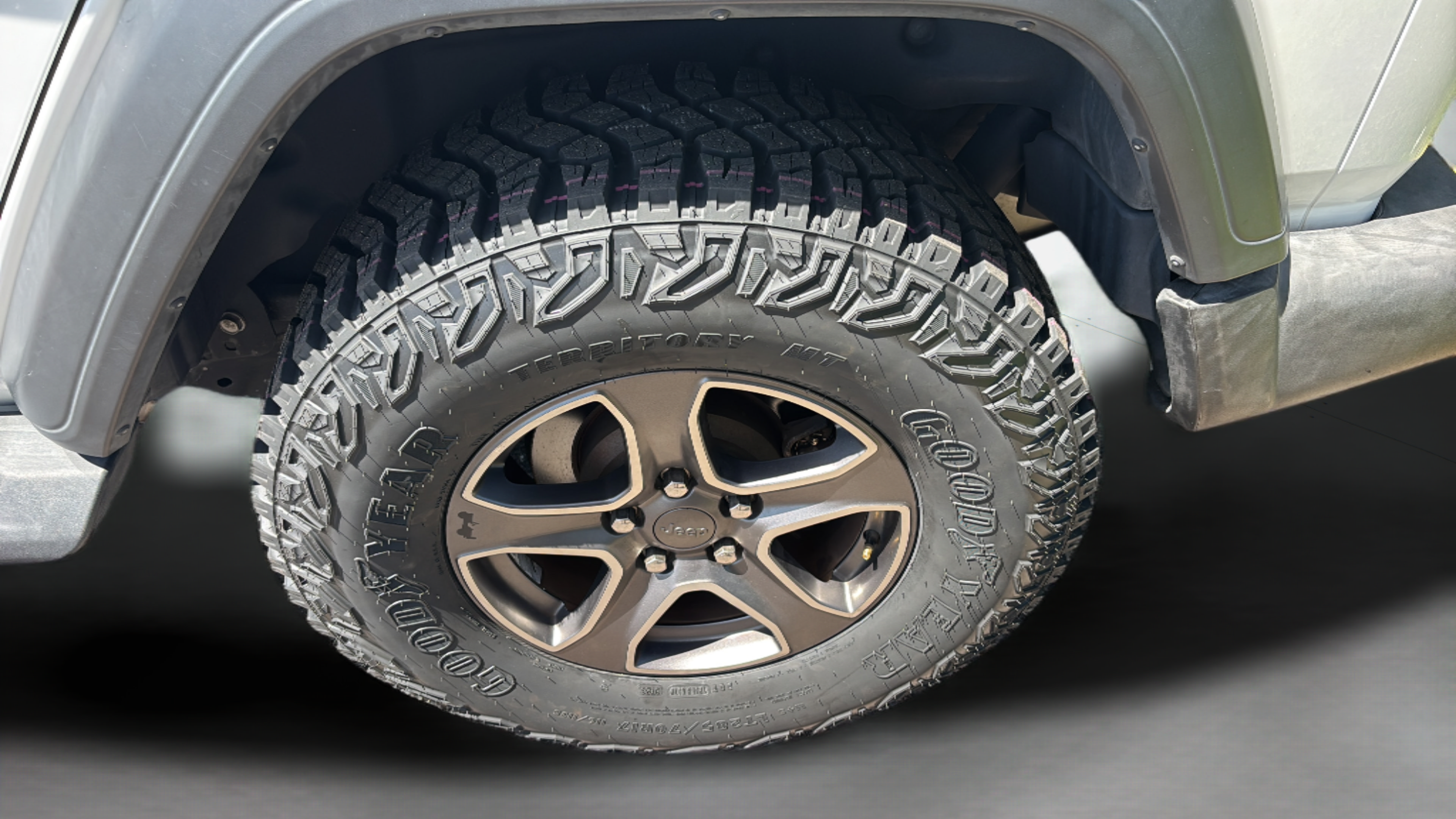 Used 2018 Jeep Wrangler Unlimited Sport S AWD/4WD image 16