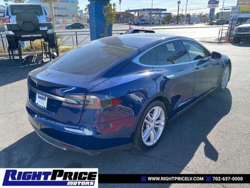 Used 2015 Tesla Model S 70D image 6