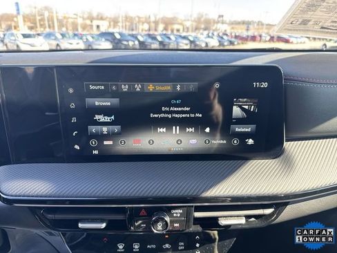 Used 2025 Nissan Kicks SR w/ Interior Electronics Package image 18