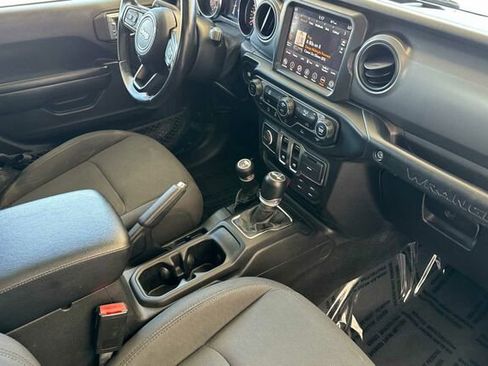 Used 2021 Jeep Wrangler Sport AWD/4WD image 16