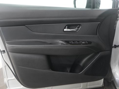Used 2025 Nissan Murano SV AWD/4WD image 20