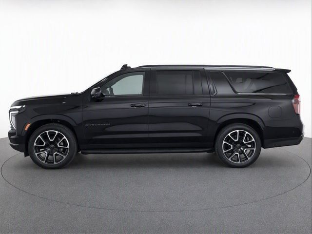 Certified 2023 Chevrolet Suburban RST w/ Luxury Package AWD/4WD image 6