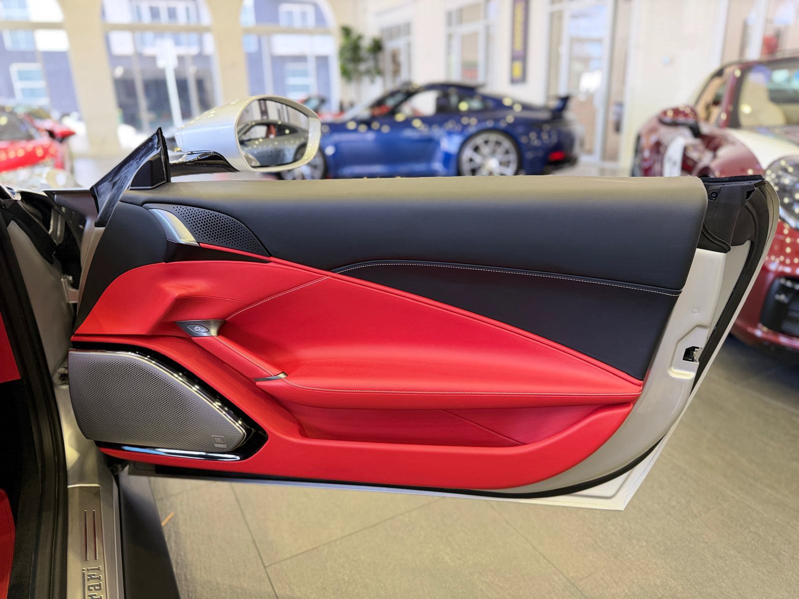 Used 2022 Ferrari Roma RWD image 54