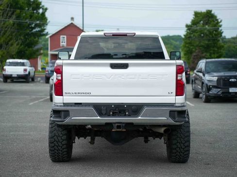 Used 2022 Chevrolet Silverado 2500 LT w/ Convenience Package AWD/4WD image 6