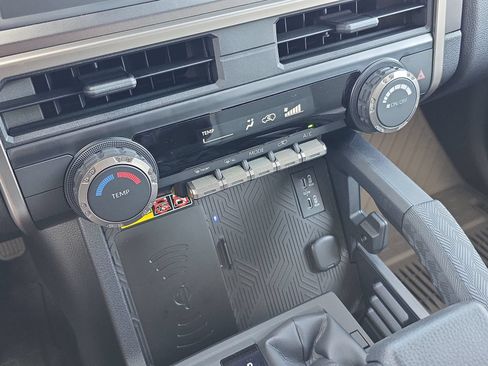 New 2026 Toyota 4Runner SR5 AWD/4WD image 20