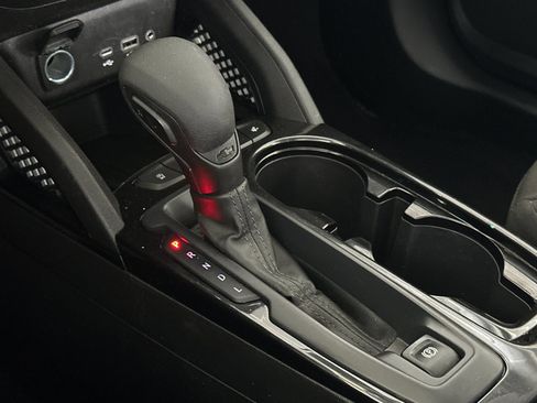 Used 2022 Chevrolet TrailBlazer LT w/ Convenience Package image 19