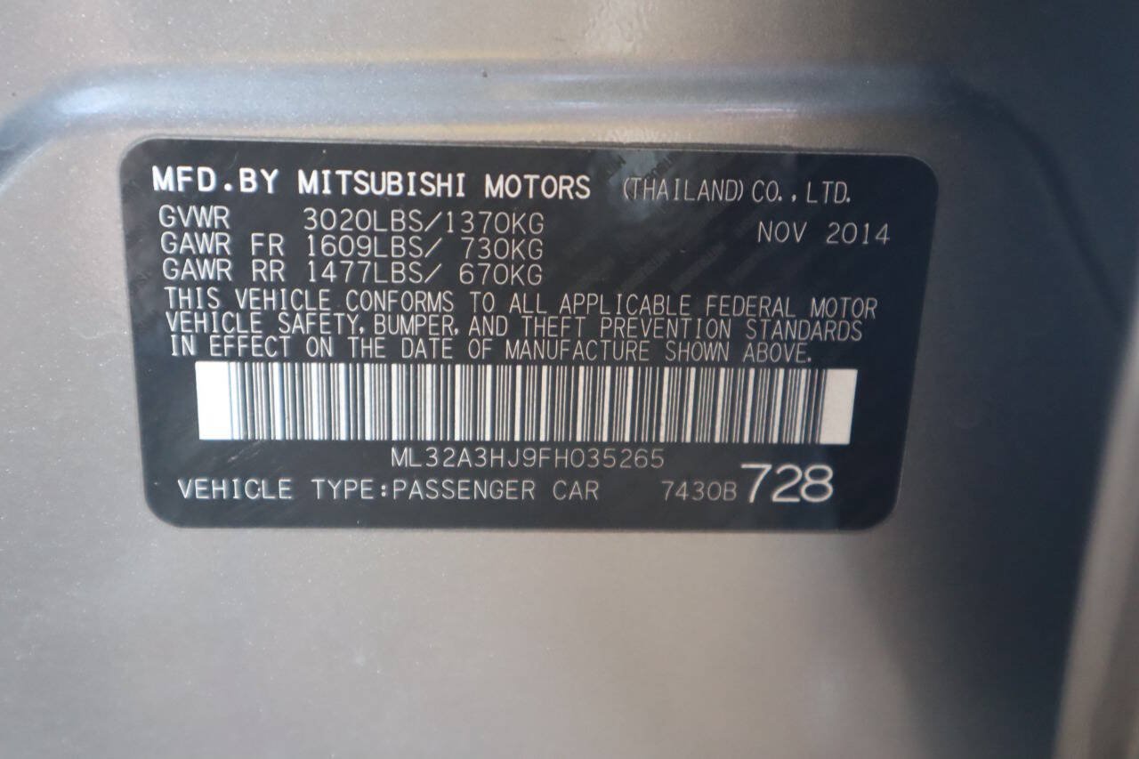 Used 2015 Mitsubishi Mirage DE FWD image 32