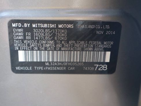 Used 2015 Mitsubishi Mirage DE FWD image 32
