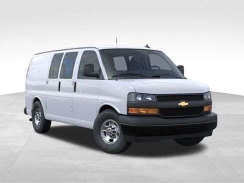 New 2026 Chevrolet Express 2500 w/ Driver Convenience Package image 7