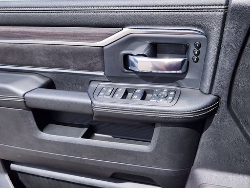 New 2026 RAM 2500 Laramie w/ Night Edition AWD/4WD image 6