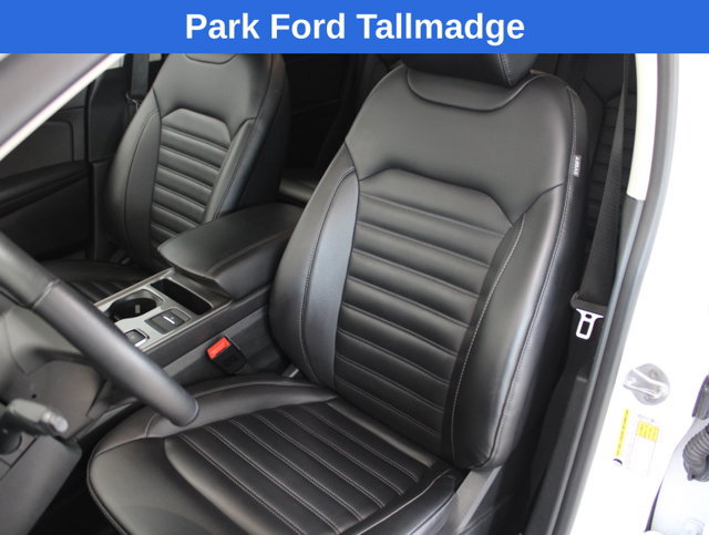 Used 2024 Ford Edge SEL AWD/4WD image 12