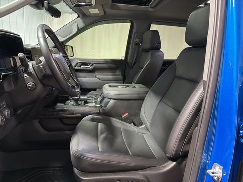 Used 2022 Chevrolet Silverado 1500 LTZ w/ LTZ Premium Package image 5