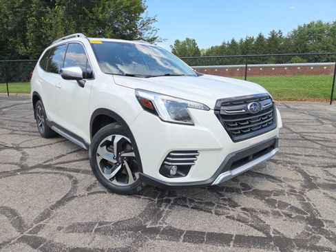 Used 2023 Subaru Forester Touring w/ Popular Package #2 AWD/4WD image 21