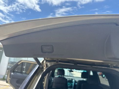 Used 2013 Ford Explorer XLT AWD/4WD image 15
