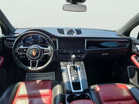 Used 2019 Porsche Macan AWD/4WD image 16
