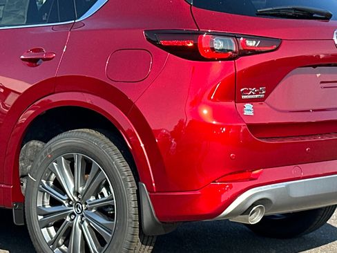 New 2025 MAZDA CX-5 Signature image 7
