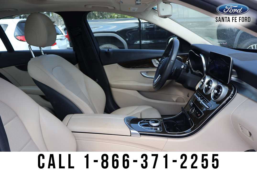 Used 2019 Mercedes-Benz C 300 Sedan image 28