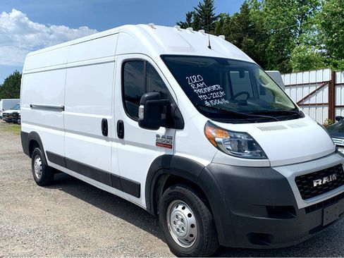 Used 2020 RAM ProMaster 2500 w/ Interior Convenience Group image 3
