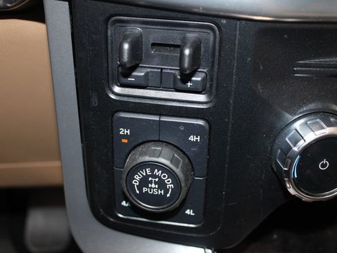 Used 2023 Ford F150 Lariat w/ Equipment Group 502A High image 30