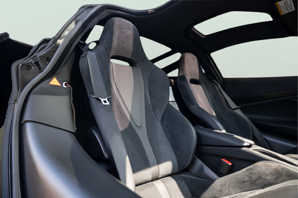 Used 2019 McLaren 720S RWD image 45