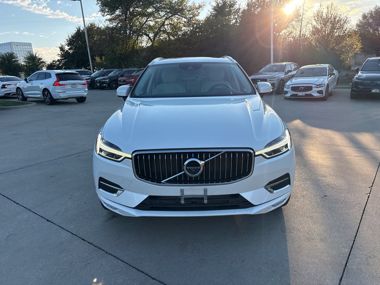 Used 2021 Volvo XC60 T5 Inscription w/ Advanced Package FWD image 2