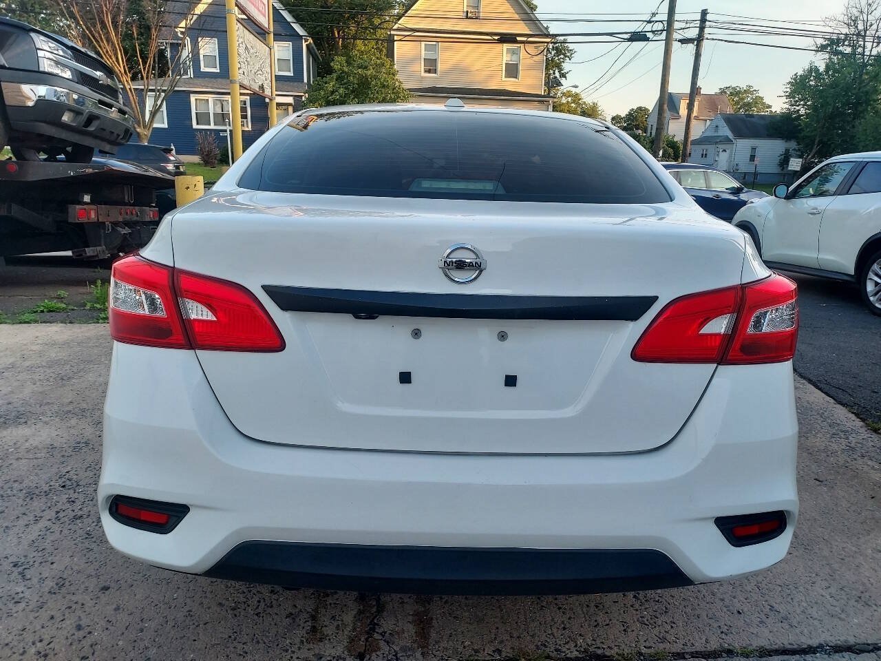 Used 2019 Nissan Sentra SV FWD image 6