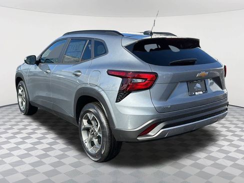 New 2026 Chevrolet Trax LT image 7