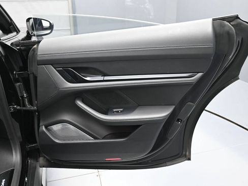 Certified 2024 Porsche Taycan Turbo AWD/4WD image 26