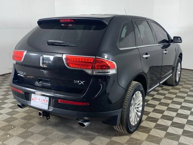 Used 2013 Lincoln MKX FWD image 12