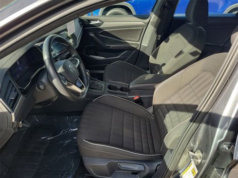 Certified 2022 Volkswagen Jetta Sport image 14