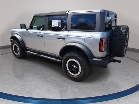 Used 2022 Ford Bronco Badlands AWD/4WD image 7
