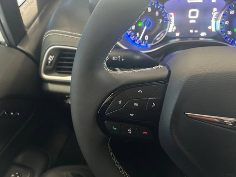 New 2026 Chrysler Pacifica Select w/ S Appearance Package FWD image 21