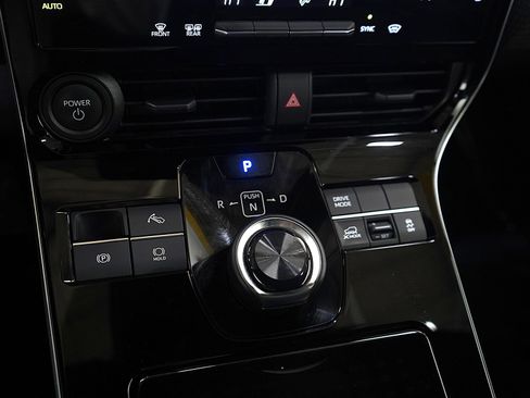 Used 2024 Subaru Solterra Premium image 23