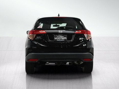 Used 2016 Honda HR-V EX image 4