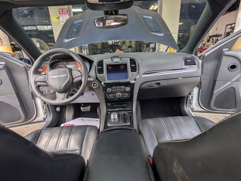 Used 2023 Chrysler 300 S image 13