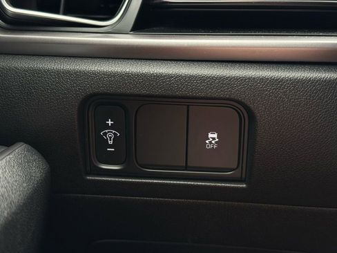 Certified 2024 Kia Sorento S image 14