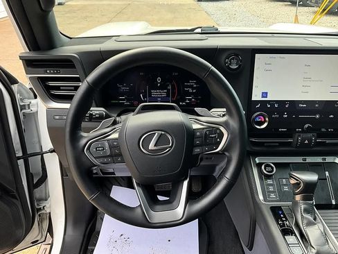 Used 2024 Lexus GX 550 AWD/4WD image 35