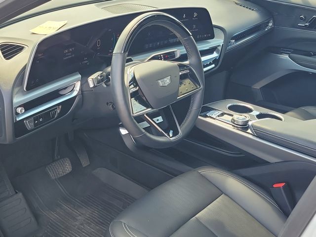 Used 2024 Cadillac Lyriq Sport w/ LPO, Floor Liner Package AWD/4WD image 7