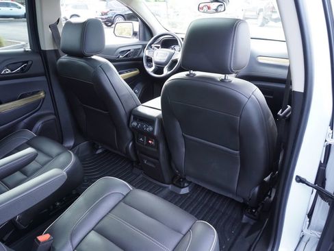 Used 2019 GMC Acadia Denali w/ Technology Package image 11