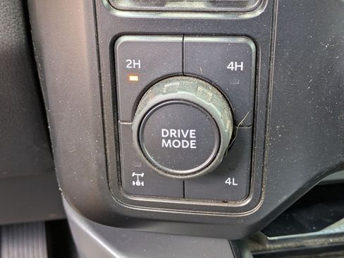 Used 2024 Ford F350 Lariat w/ Lariat Ultimate Package AWD/4WD image 27