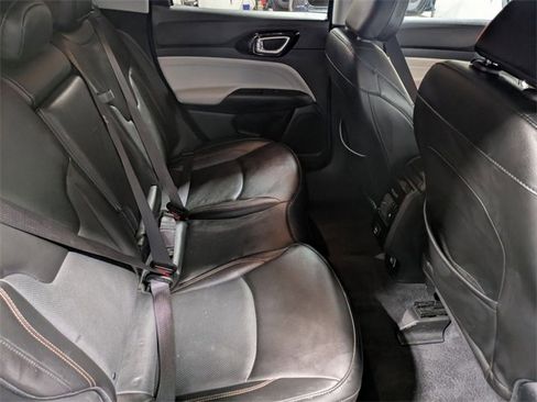 Used 2022 Jeep Compass Limited image 26