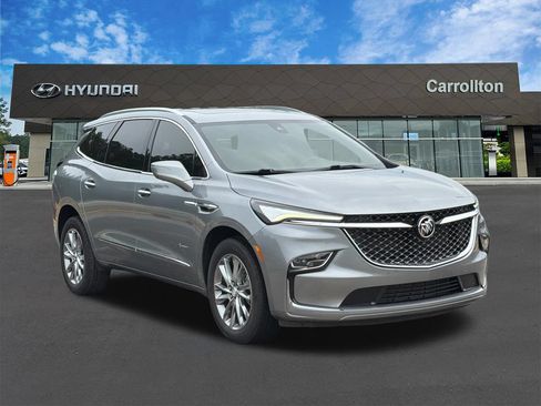 Used 2023 Buick Enclave Avenir w/ Avenir Technology Package FWD image 3