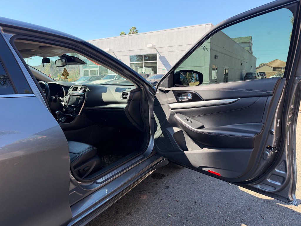 Used 2022 Nissan Maxima SV w/ Floor Mat Group FWD image 17